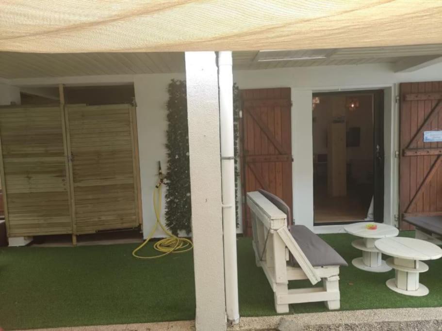 Joli T2 Bas De Chalet Plage De 그륏상 외부 사진